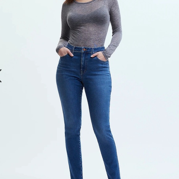 Madewell 9” Mid Rise Skinny - Size 26 - Medium/Dark wash - Picture 1 of 6